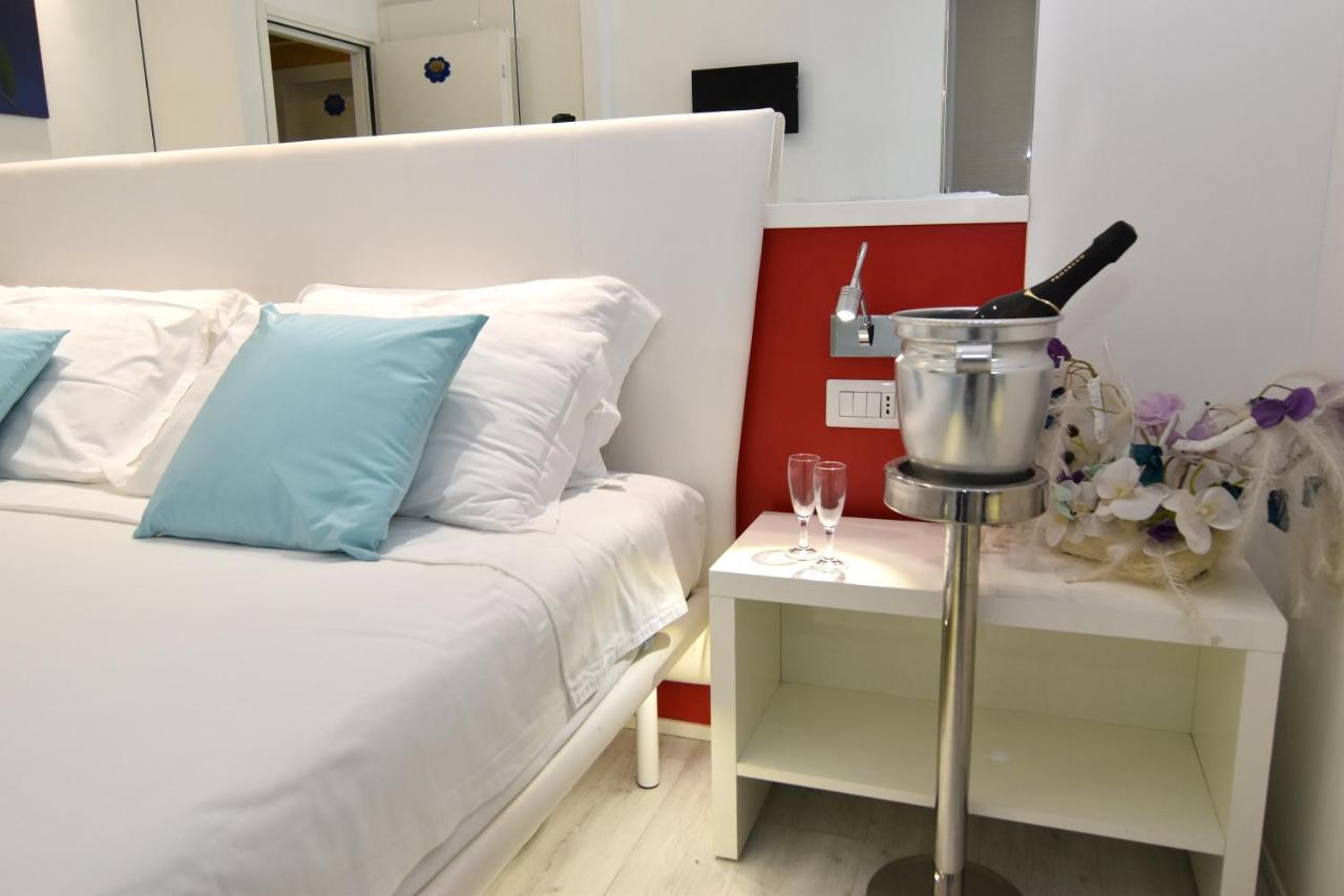 Hotel Nuovo Giardino Rimini Kültér fotó