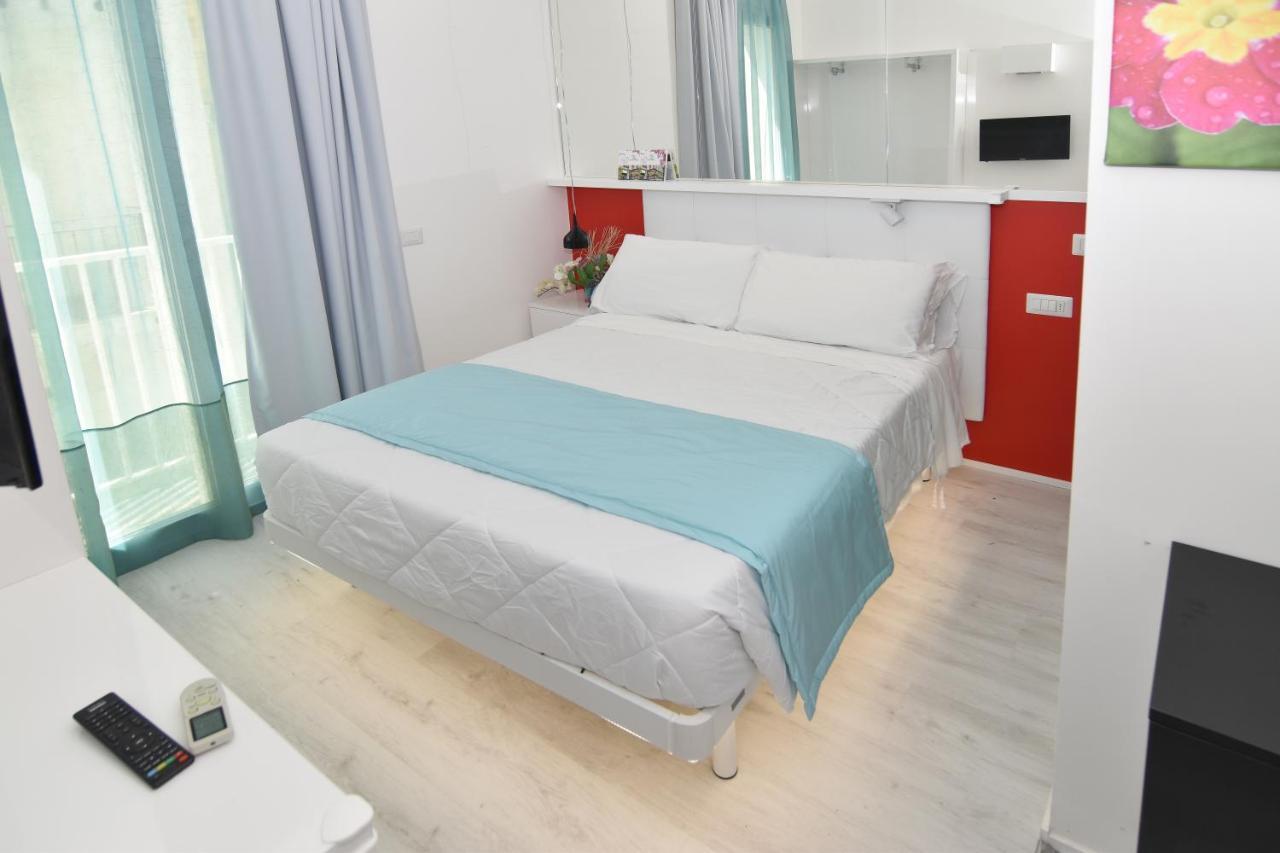 Hotel Nuovo Giardino Rimini Kültér fotó